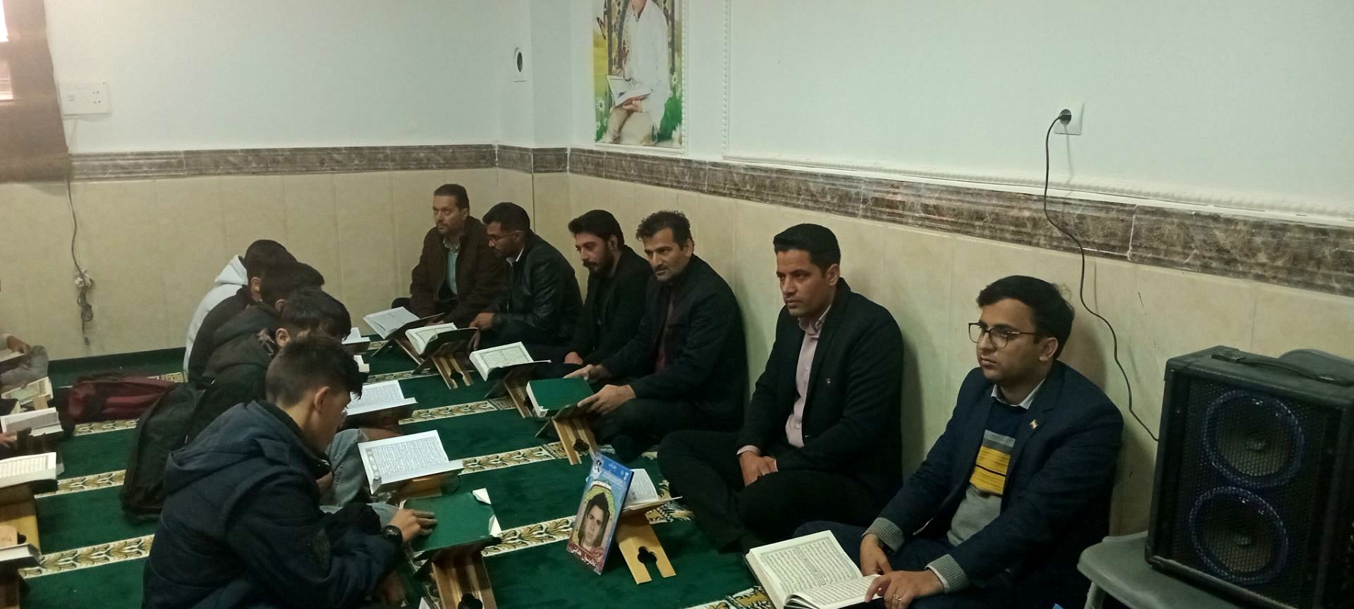 آیین معنوی انس با کلام‌الله در مدرسه شهید صادقی 