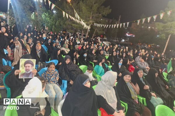 برای حفظ ایران، سنگر ما خیابان