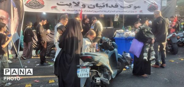 مصلای تهران با فریادِ باید برخاست لرزید