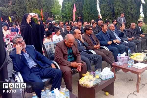 مراسم گرامیداشت چهلمین روز شهادت شهید علی کیانی در گلزار شهدای یاسوج