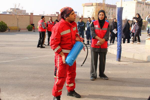مانور سراسری زلزله و ایمنی در پردیس
