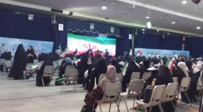 برگزاری میهمانی لاله ها درگلزار شهدای تهران