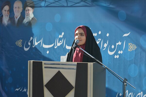 طنین زنگ انقلاب در بهارستان‌دو 