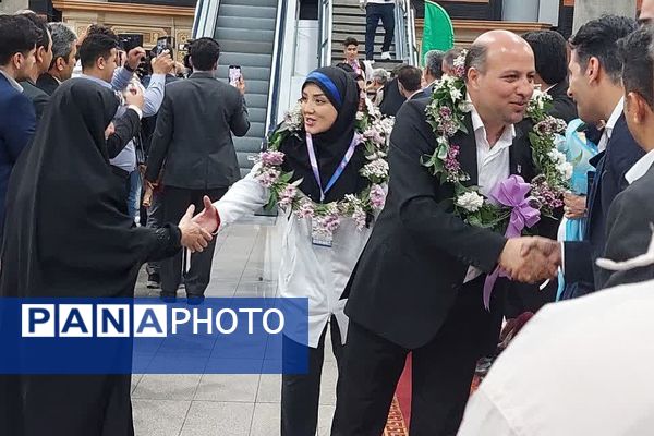 مراسم استقبال از کاروان ورزشی دانش‌آموزی «امید ایران» به میزبانی ناحیه دو شهرری 