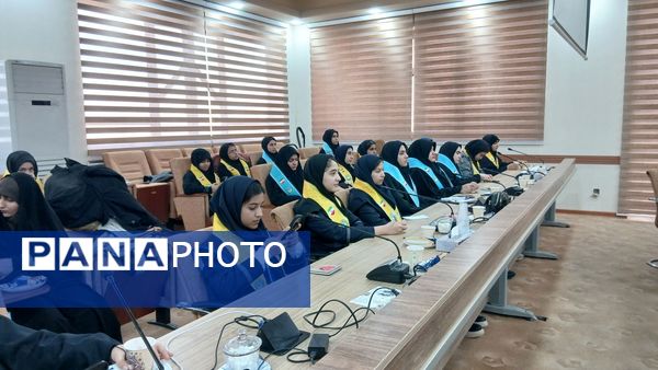 انتخابات مرحله استانی مجامع دانش‌آموزان دختر در همدان 