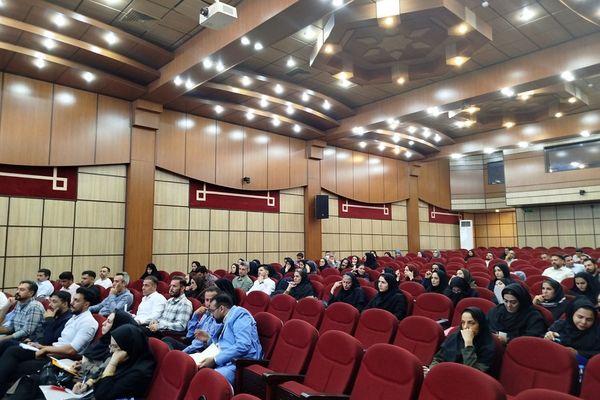 نشست تخصصی مدیران اماکن ورزشی در اداره کل شهرستانهای استان تهران 