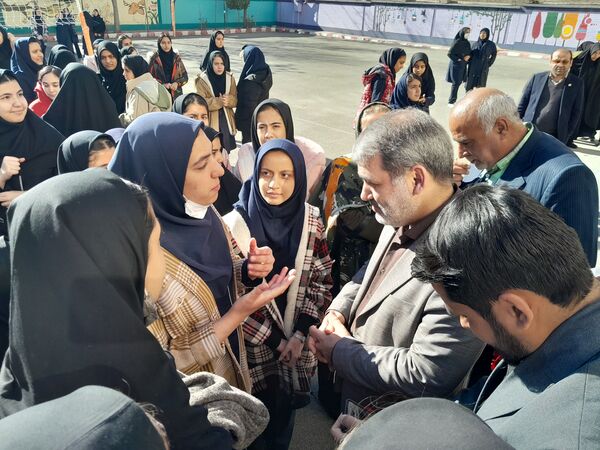 نغمه‌ای از دل تاریخ در آسمان امید