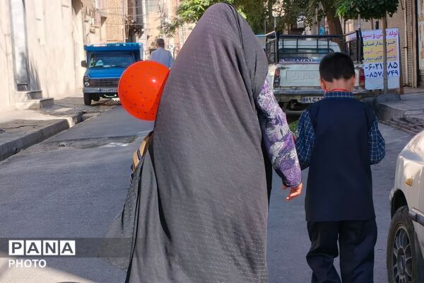 زنگِ مهر در بهارستان دو؛ از فرشته‌ها تا شکوفه‌ها