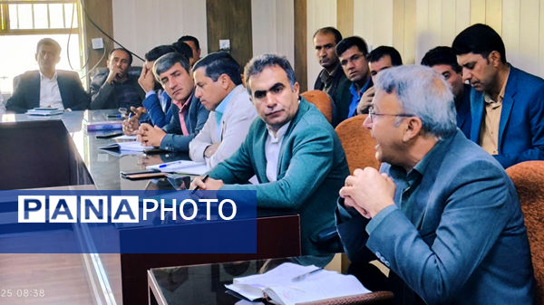 جلسه مدیران و راهبران آموزشی شهرستان مارگون 