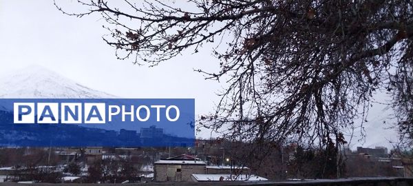 بارش اولین برف در بهمن ماه در شهر بار 