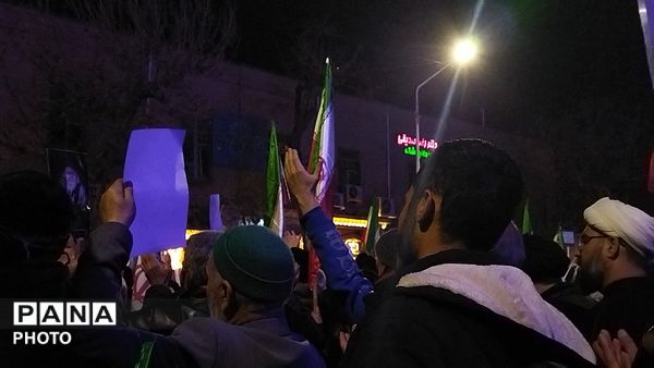 حضور نسل های مختلف در اجتماعات شبانه نیشابور