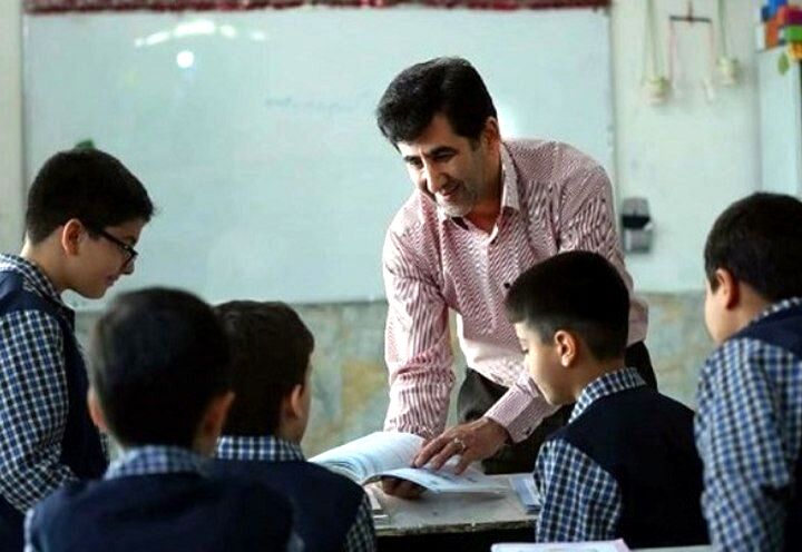 معلم؛ منشأ امید و سازندگی وطن
