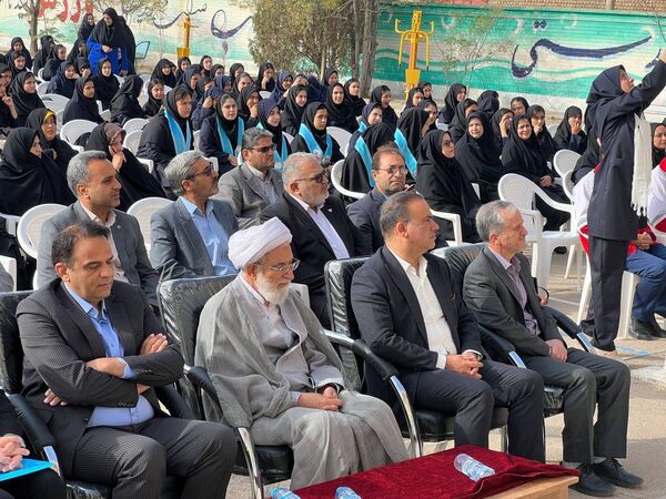 زنگ مهر در هنرستان فدک گناباد طنین‌انداز شد  