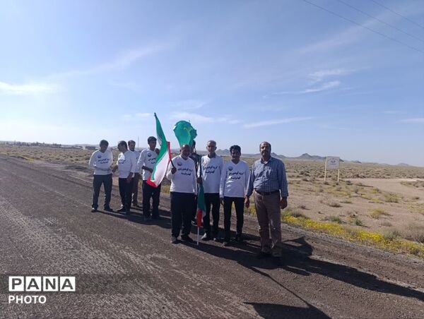 پرچم متبرک رضوی، تسلای دل پدر شهید جنگ رمضان