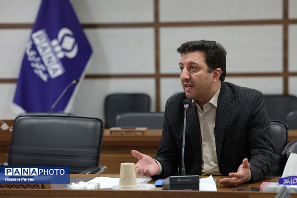 جلسه مدیران استان‌ها با شورای معاونان سازمان دانش‌آموزی 