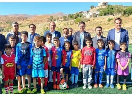 هفته دولت و تحقق دو آرزو برای دانش‌آموزان ماهنشان