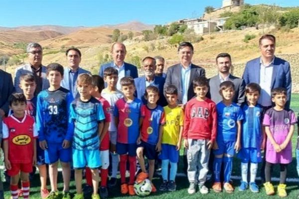 هفته دولت و تحقق دو آرزو برای دانش‌آموزان ماهنشان