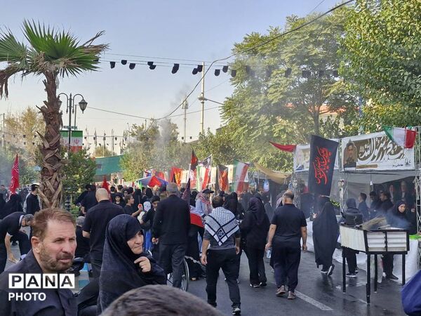 روایت حضور عاشقان حسینی در مسیر دلدادگی