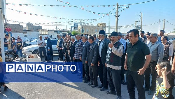 تشییع پیکر مادر شهید «حسن محمدی» در جعفریه قم