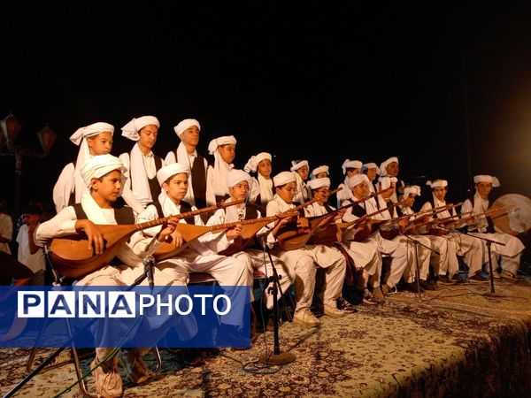 تجلی وحدت مردم شیعه و سنی تربت‌جام در جشن میلاد پیامبر اکرم (ص) 