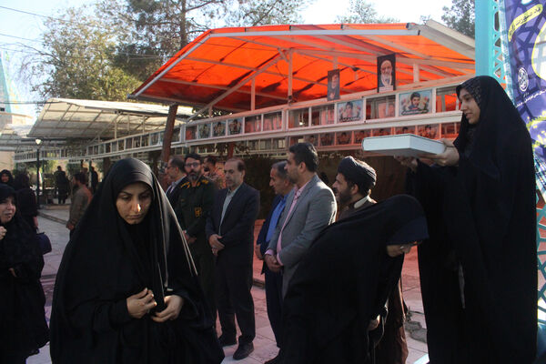 اعزام نخستین گروه از دختران دانش‌آموز ناحیه یک قم به اردوی راهیان نور