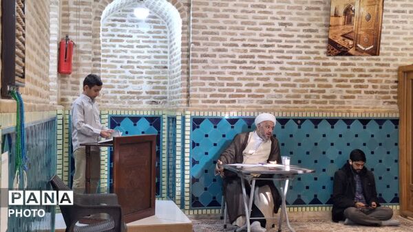 رقابت پسران ناحیه یک قم در مسابقات قرآن، عترت و نماز دانش آموزی