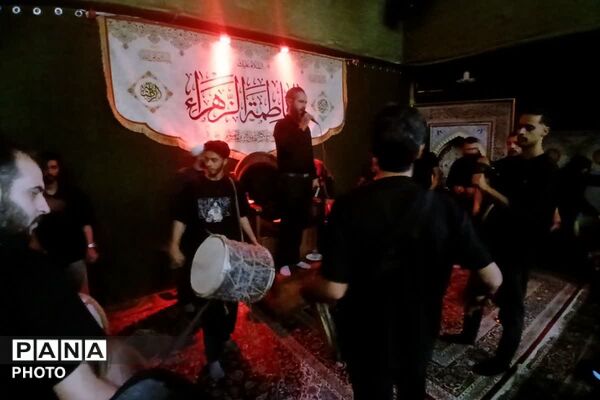 لالایی عشق در سوگ کوچک‌ترین شهید کربلا
