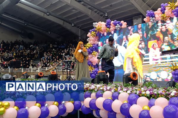 گردهمایی رانندگان سفیر مهر در هفته حمل‌ونقل شیراز