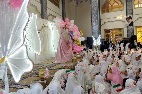 جشن تکلیف؛ لبخند بندگی در قاب تصویر