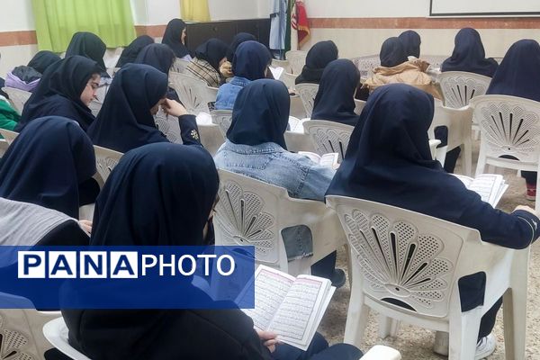 جشن پیروزی انقلاب در دبیرستان فرزانگان1 اسلامشهر