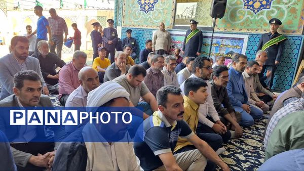 مراسم غبارروبی ضریح مطهر حضرت سلطانعلی(ع) همزمان با میلاد پیامبر(ص) و امام صادق(ع) در مشهد اردهال