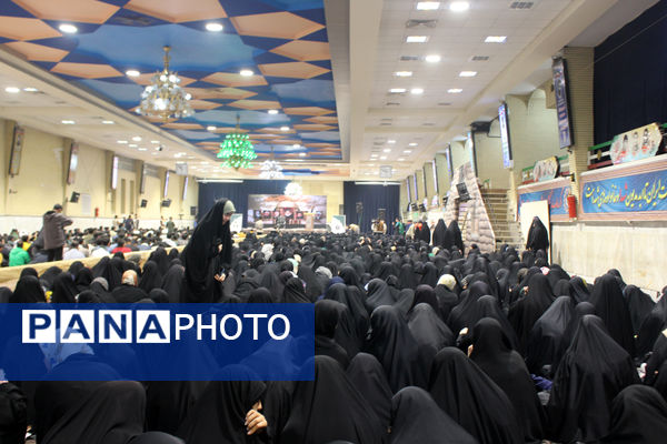 یادواره شهدای مقاومت با حضور دختر سید حسن نصرالله در قم