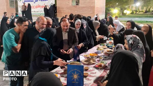 جشنواره آشپزی مادر بزرگ ونوه در کهریزسنگ