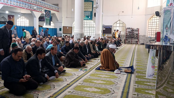  نماز جمعه این هفته آشخانه با محوریت هفته بسیج دانش‌آموزی