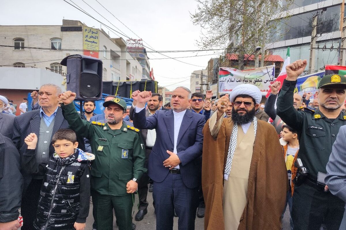 حضور مردم در راهپیمایی روز جهانی قدس نماد اتحاد مسلمانان و نوید از دست رفتن نقشه‌های پوچ دشمن است