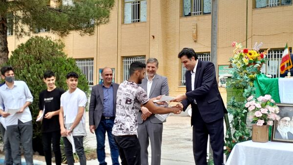 برگزاری جشن  روز معلم در هنرستان شهید دیواندری سبزوار