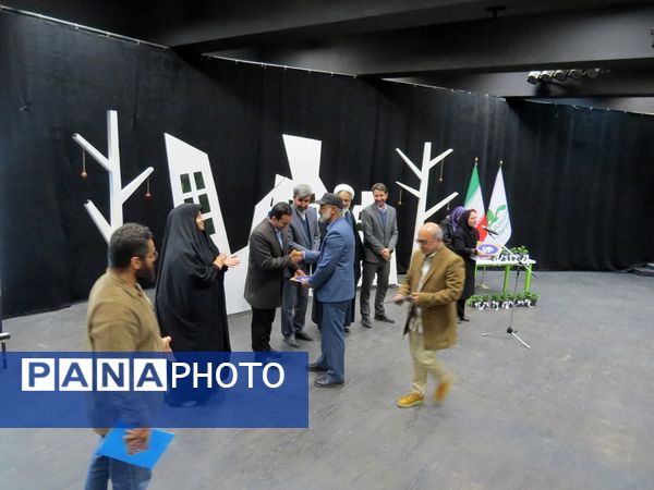 اختتامیه بیست و ششمین جشنواره قصه گویی در تماشاخانه خانه ترنج