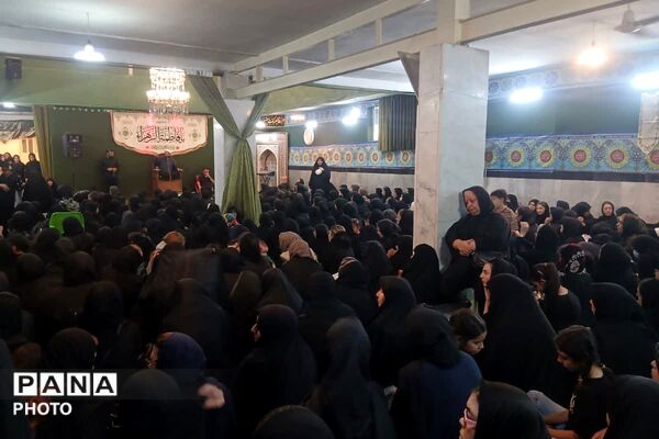 لالایی عشق در سوگ کوچک‌ترین شهید کربلا