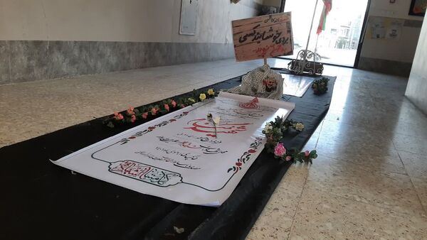 روایتگری مادر شهید مدافع امنیت «حسن مختارزاده» در جمع دانش‌آموزان