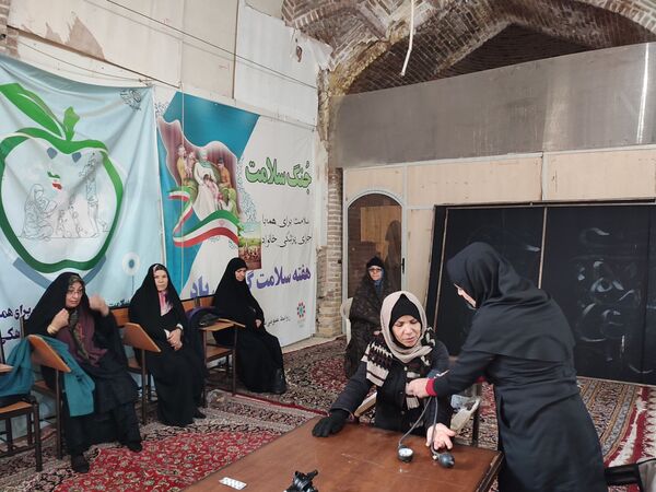 میز خدمت هفته دوم بهمن ماه در نیشابور 