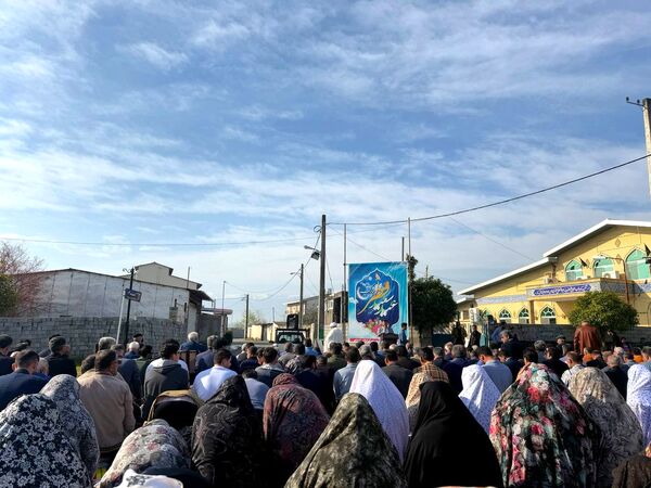 اقامه نماز عید فطر در ایزدشهر