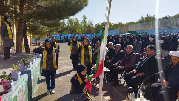 جشن عاطفه‌ها در مدارس اسکو