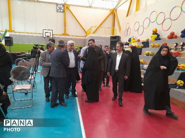 کاروان طرح «مهر با نشاط» با ارسال ۱۲۷ هزار قلم کالای ورزشی و بهداشتی بدرقه شد