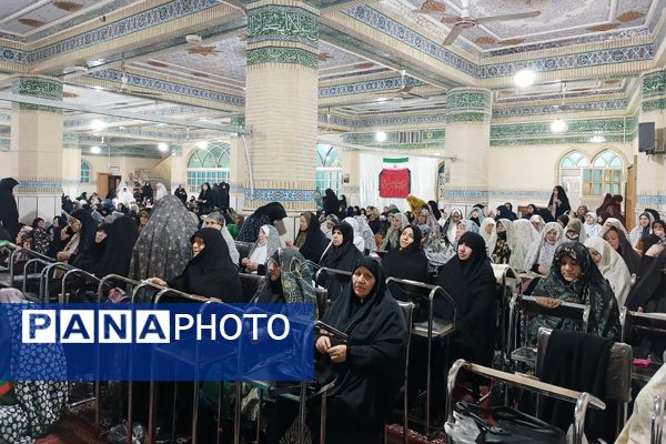 نماز جمعه مردم شهرستان ورامین