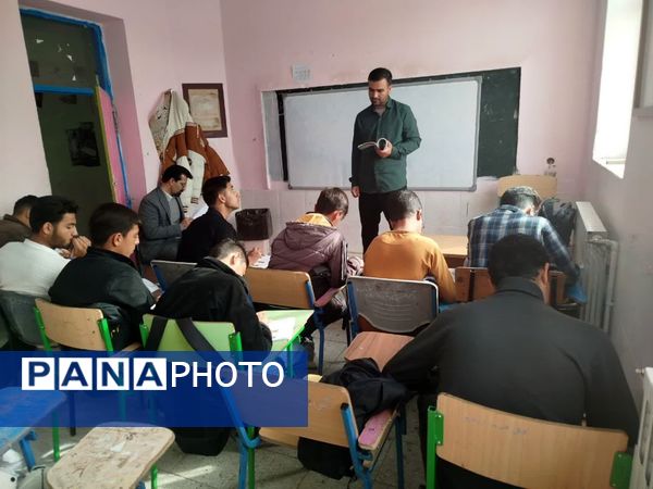 بازدید سرگروه‌های آموزشی از مدارس خاتم