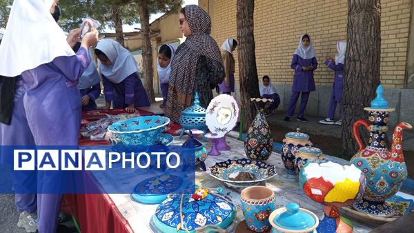 اردوی  درون مدرسه‌ای در مدرسه قرآنی شهید قادر پناه