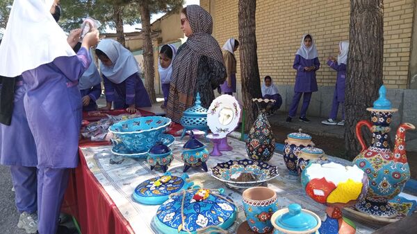 اردوی  درون مدرسه‌ای در مدرسه قرآنی شهید قادر پناه