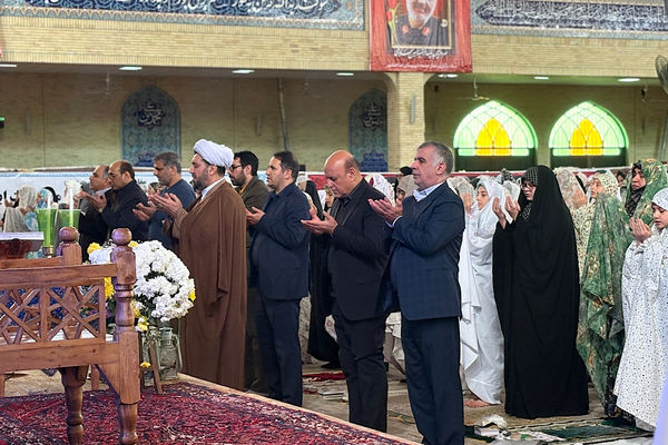 قاب‌هایی از خلوت عاشقانه دانش‌آموزان اسلامشهری در اعتکاف