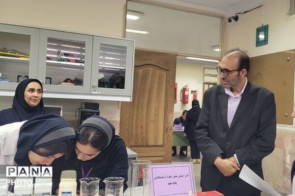 درخشش استعدادهای علمی مرحله استانی دوازدهمین جشنواره نوجوان خوارزمی در بهارستان‌دو