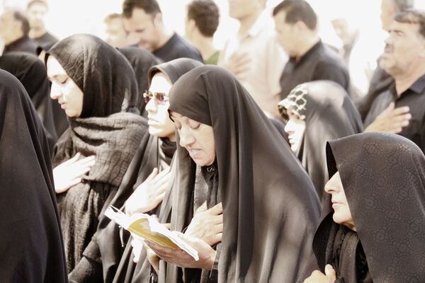 خاکسپاری پیکر پاک  سردار سرافراز اسلام شهید محمد کاظمی و شهدای جنگ تحمیلی در مشهد